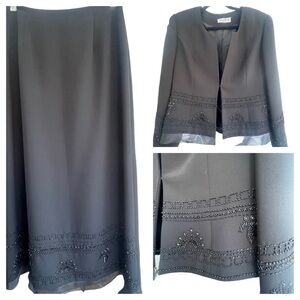Marly N.E.W.S Italian Designer 2 piece set solid black‎ w/beaded detail med NWT